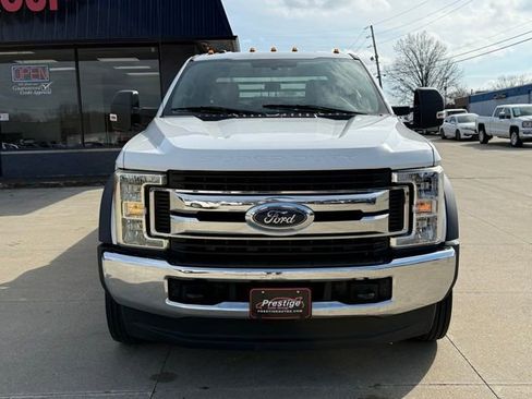 Used 2019 Ford F550 4x4 Crew Cab Super Duty w/ XLT Value Package image 14