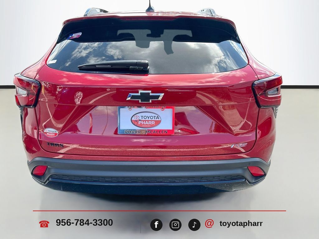 Used 2026 Chevrolet Trax RS w/ Driver Confidence Package FWD image 6