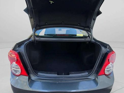 Used 2016 Chevrolet Sonic LT image 13