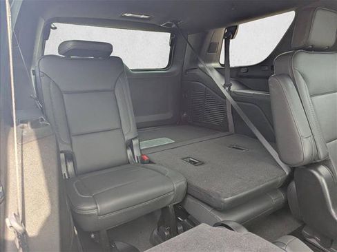 Used 2025 GMC Yukon Denali AWD/4WD image 14