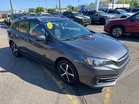 Used 2020 Subaru Impreza 2.0i Premium AWD/4WD image 3