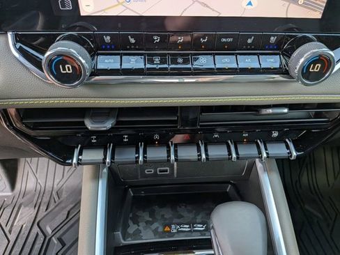 New 2026 Chevrolet Colorado ZR2 w/ Technology Package image 26