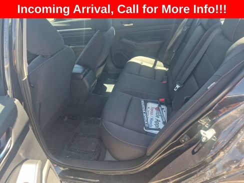 Used 2022 Nissan Altima 2.5 SV FWD image 11