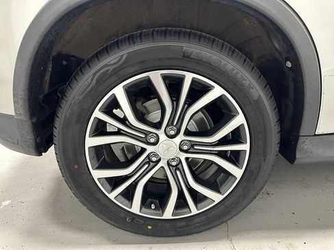 Used 2019 Mitsubishi Outlander Sport ES AWD/4WD image 58