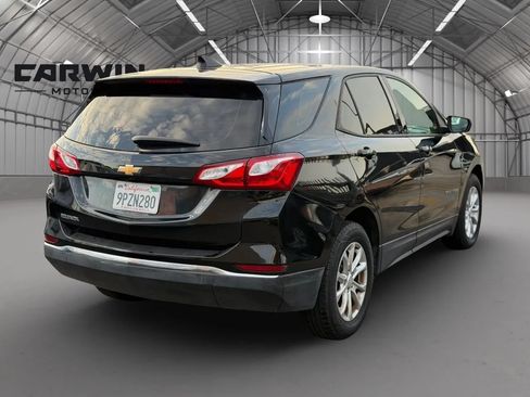 Used 2018 Chevrolet Equinox LS FWD image 4