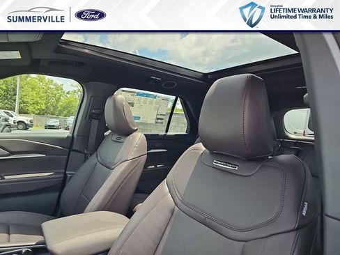 New 2026 Ford Explorer Platinum RWD image 18