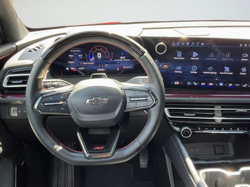 Certified 2024 Chevrolet Traverse RS AWD/4WD image 13