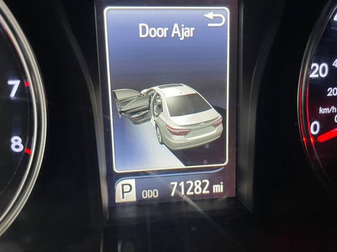 Used 2016 Toyota Camry SE FWD image 10