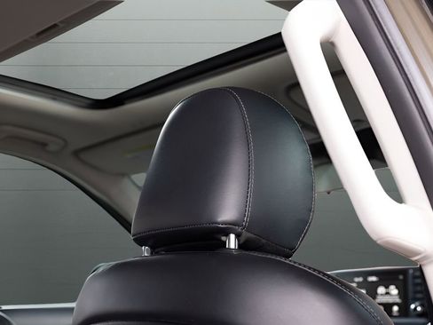 Used 2020 Kia Telluride S w/ S 8 Passenger Seating Package image 68