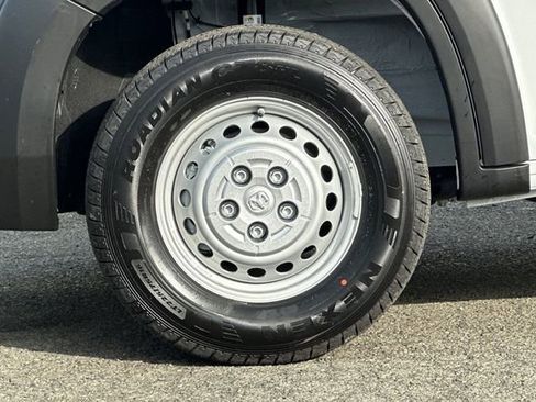 New 2026 RAM ProMaster 2500 w/ Convenience Group image 24