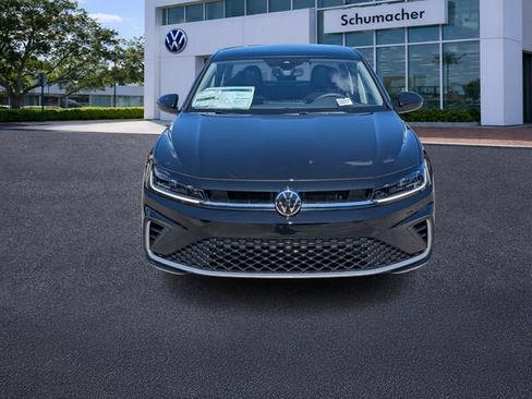 New 2026 Volkswagen Jetta SE image 2