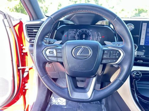 Used 2023 Lexus NX 250 FWD w/ Towing Package (2000 Lbs) image 18