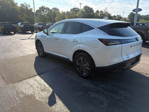 Used 2025 Nissan Murano SL AWD/4WD image 6