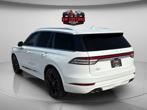 Used 2022 Lincoln Aviator Reserve w/ Equipment Group 201A AWD/4WD image 5