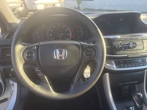 Used 2015 Honda Accord Sport image 9