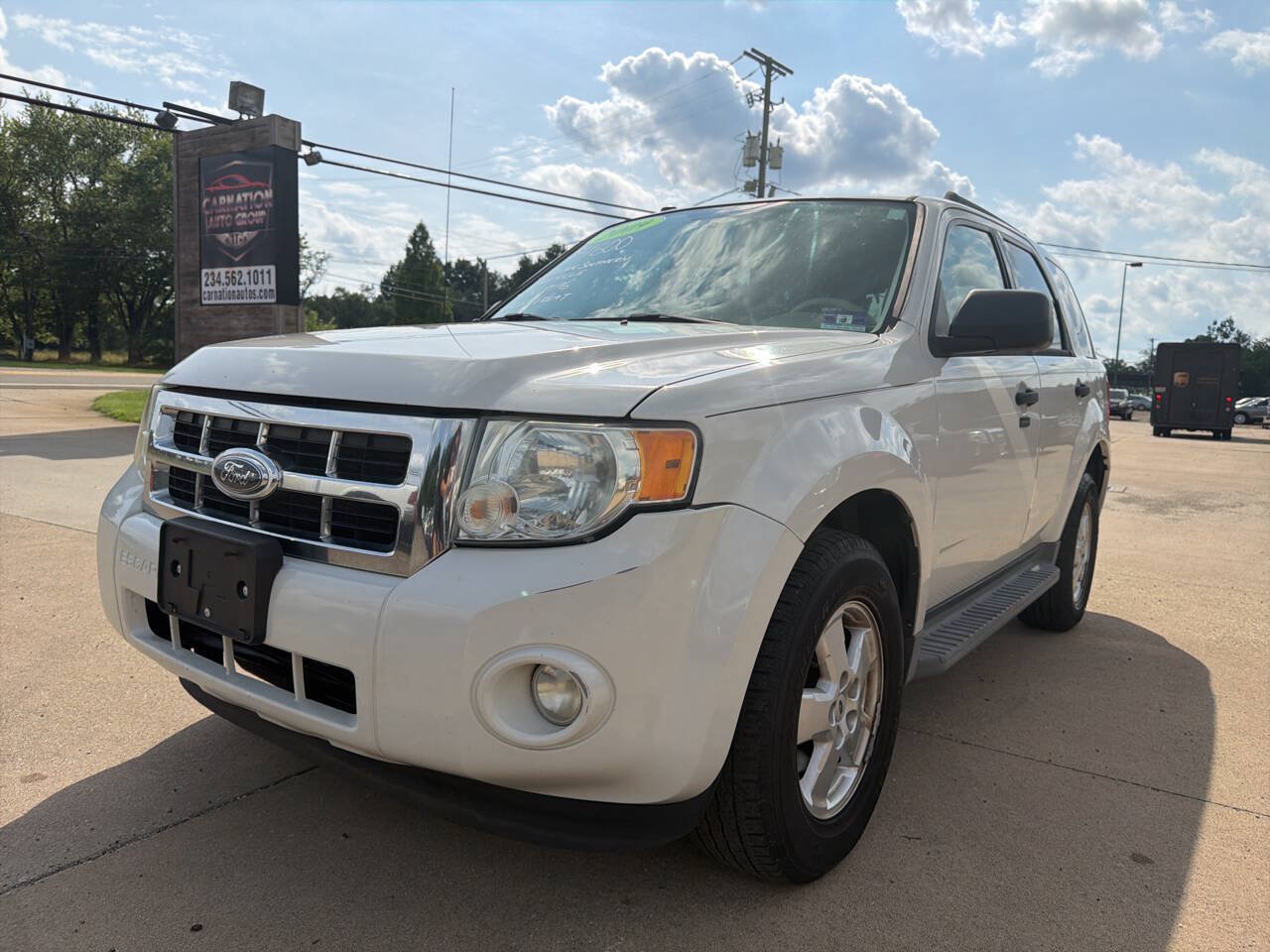 Used 2009 Ford Escape XLT FWD image 2