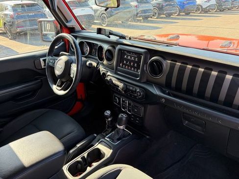 Used 2019 Jeep Wrangler Unlimited Sport S AWD/4WD image 20