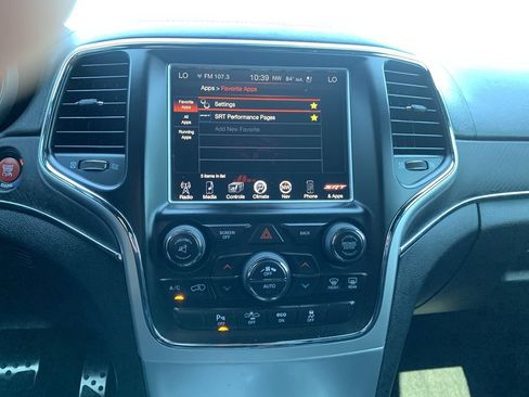 Used 2015 Jeep Grand Cherokee SRT w/ Luxury Group II AWD/4WD image 24