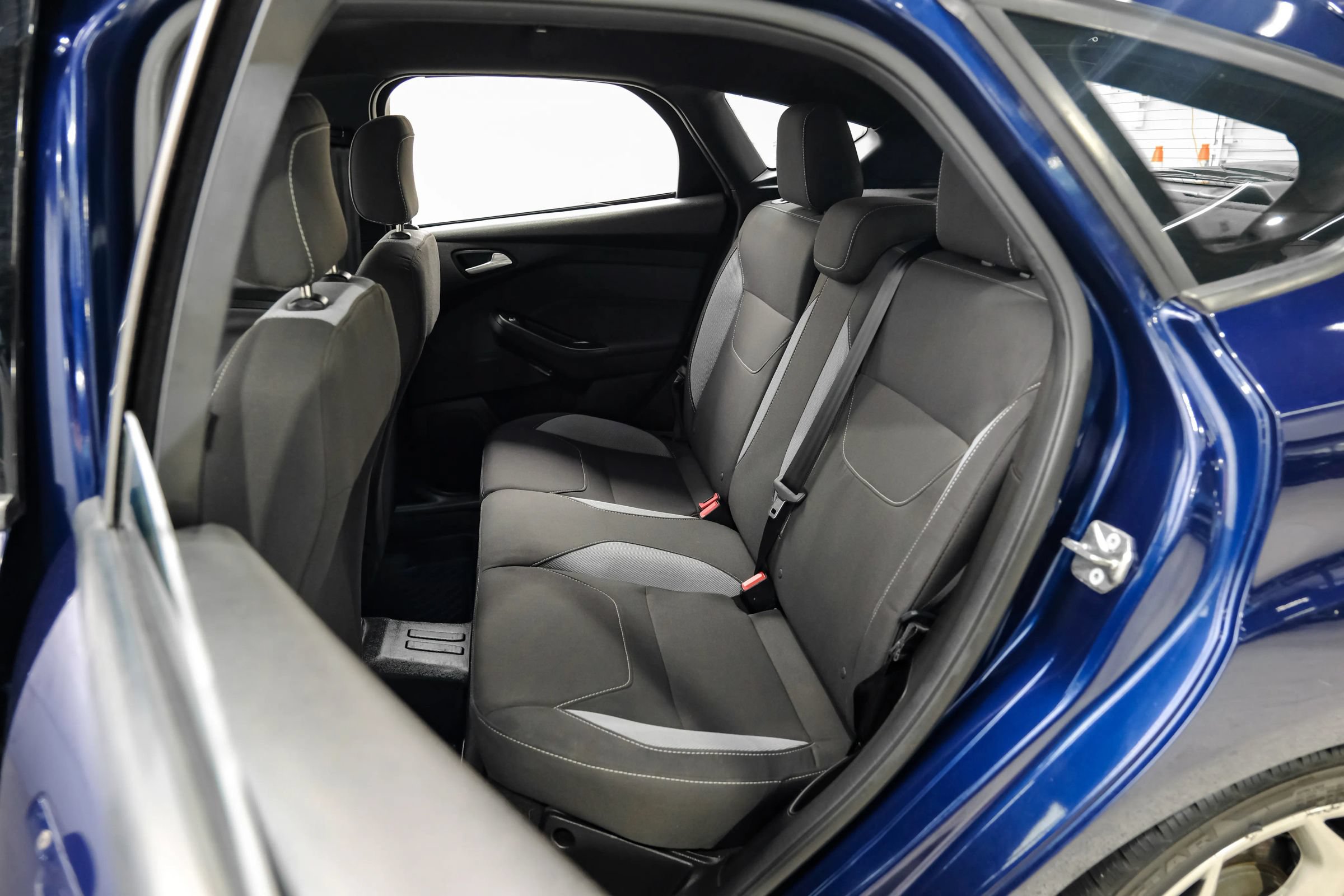 Used 2017 Ford Focus ST FWD image 17