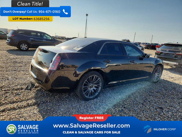 Used 2014 Chrysler 300 C RWD image 4
