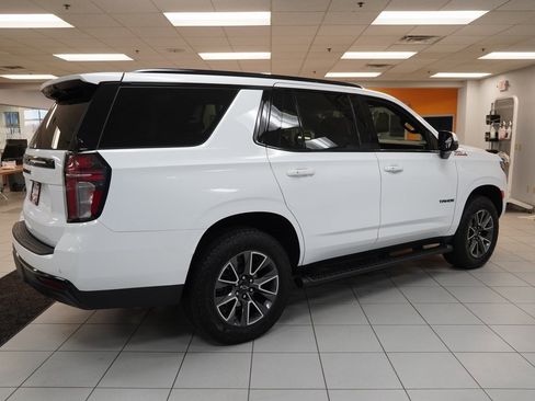 Used 2023 Chevrolet Tahoe Z71 w/ Luxury Package image 15