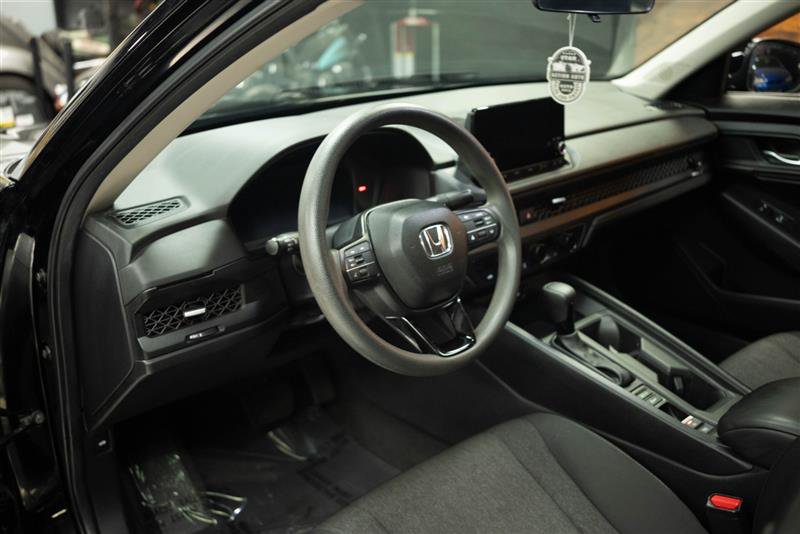 Used 2024 Honda Accord EX image 9
