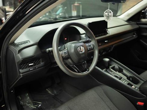 Used 2024 Honda Accord EX image 9