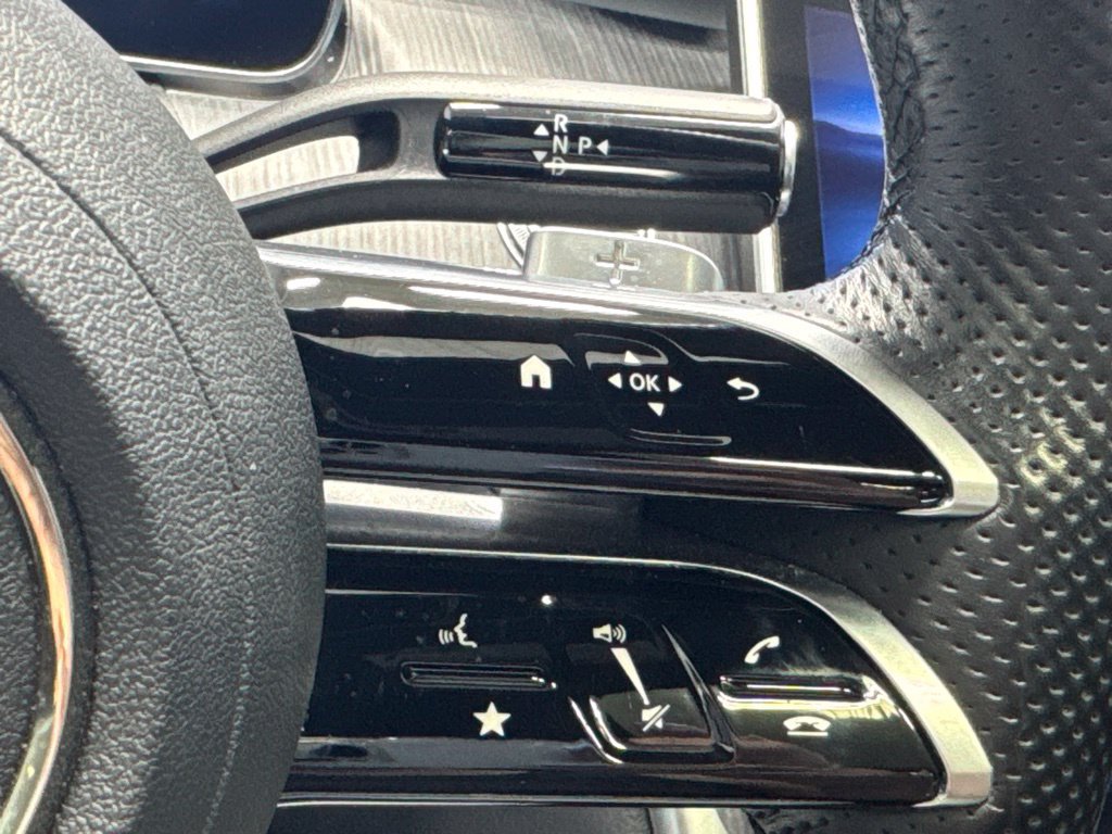 Used 2023 Mercedes-Benz C 300 4MATIC Sedan image 12
