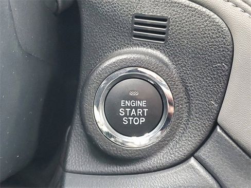 Certified 2025 Subaru Outback Onyx Edition image 25