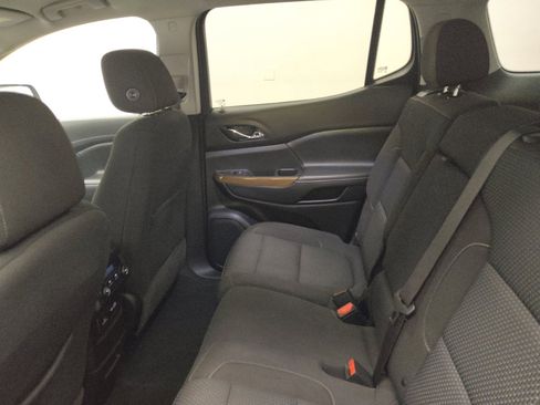 Used 2020 GMC Acadia SLE w/ Driver Convenience Package image 18