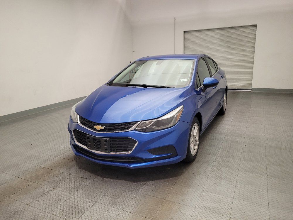 Used 2017 Chevrolet Cruze LT FWD image 15