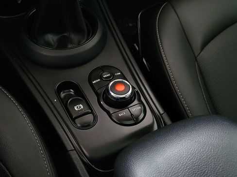 Used 2019 MINI Cooper Countryman FWD image 31