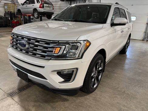 Used 2018 Ford Expedition Max Limited w/ Equipment Group 301A AWD/4WD image 42