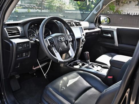 Used 2022 Toyota 4Runner Limited RWD image 16