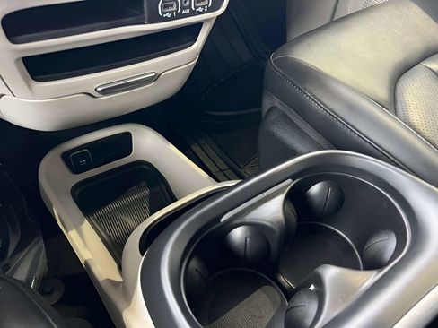 Used 2025 Toyota Grand Highlander AWD image 34