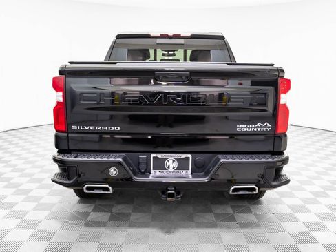 Used 2022 Chevrolet Silverado 1500 High Country w/ Z71 Off-Road Package image 5