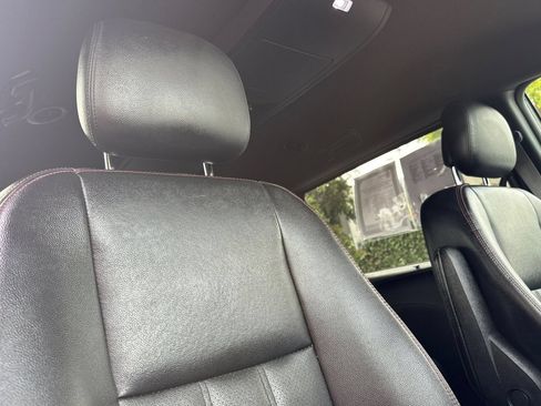 Used 2017 Dodge Grand Caravan GT FWD image 19