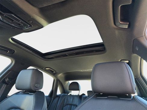 Used 2023 Audi A4 2.0T Prestige w/ Prestige Package image 33