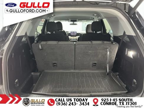 Used 2023 Ford Explorer XLT w/ Class IV Trailer Tow Package AWD/4WD image 10