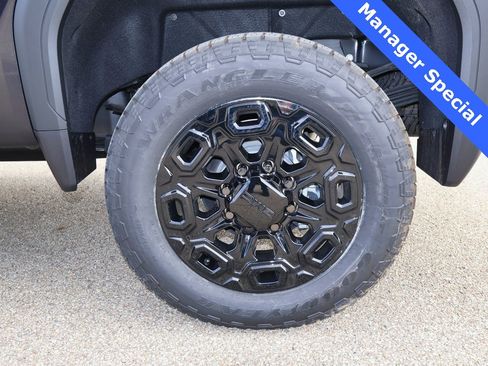 New 2025 GMC Sierra 3500 Denali Ultimate image 36