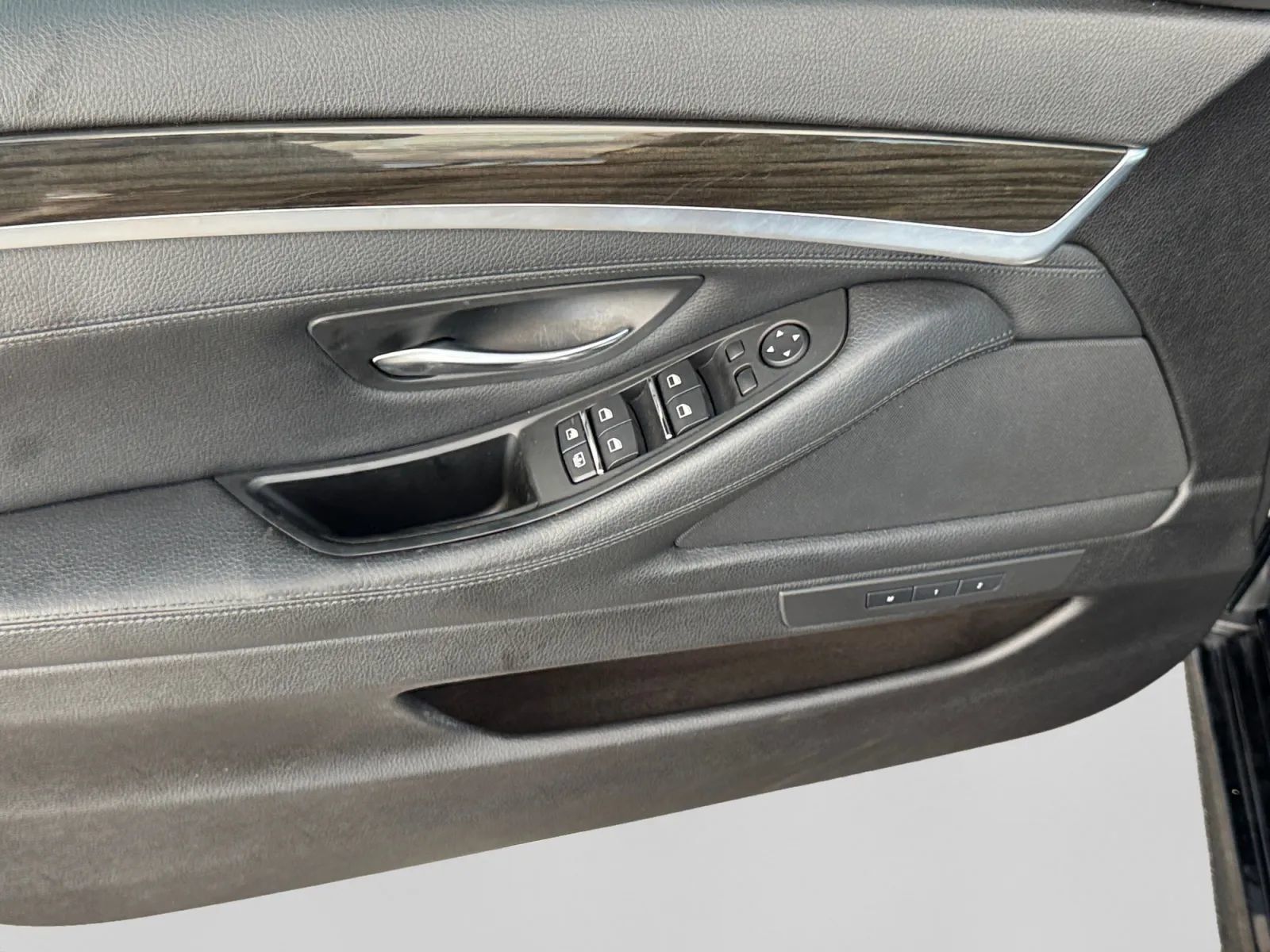Used 2014 BMW 550i Sedan RWD image 10