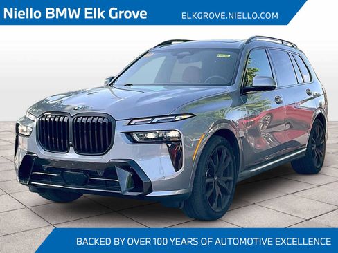 Used 2023 BMW X7 xDrive40i w/ M Sport Package AWD/4WD image 1