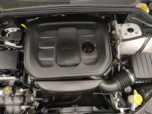 Used 2021 Jeep Grand Cherokee Laredo RWD image 30