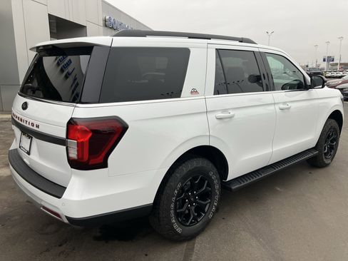 Used 2024 Ford Expedition Timberline image 7