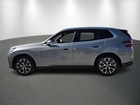 Certified 2025 BMW X3 xDrive30i w/ Premium Package image 4