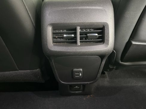 Used 2019 GMC Terrain SLT w/ Preferred Package AWD/4WD image 22