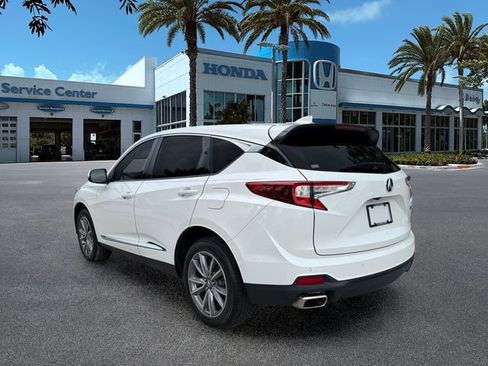 Used 2023 Acura RDX w/ Technology Package FWD image 6