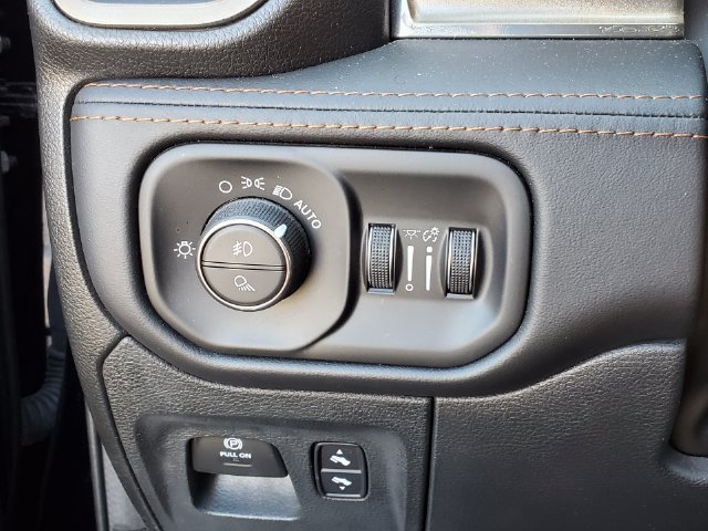 Used 2022 RAM 1500 Limited AWD/4WD image 8