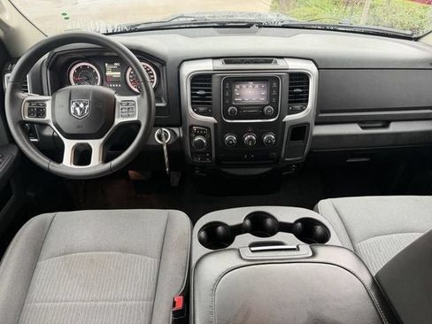Used 2024 RAM 1500 Classic SLT AWD/4WD image 19