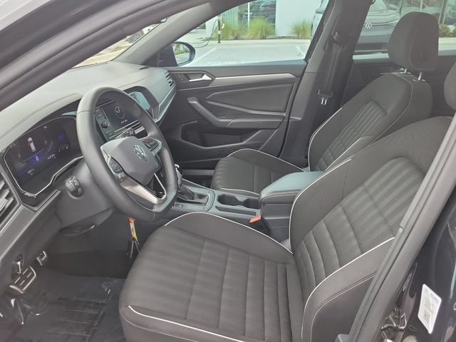 Certified 2024 Volkswagen Jetta Sport FWD image 18